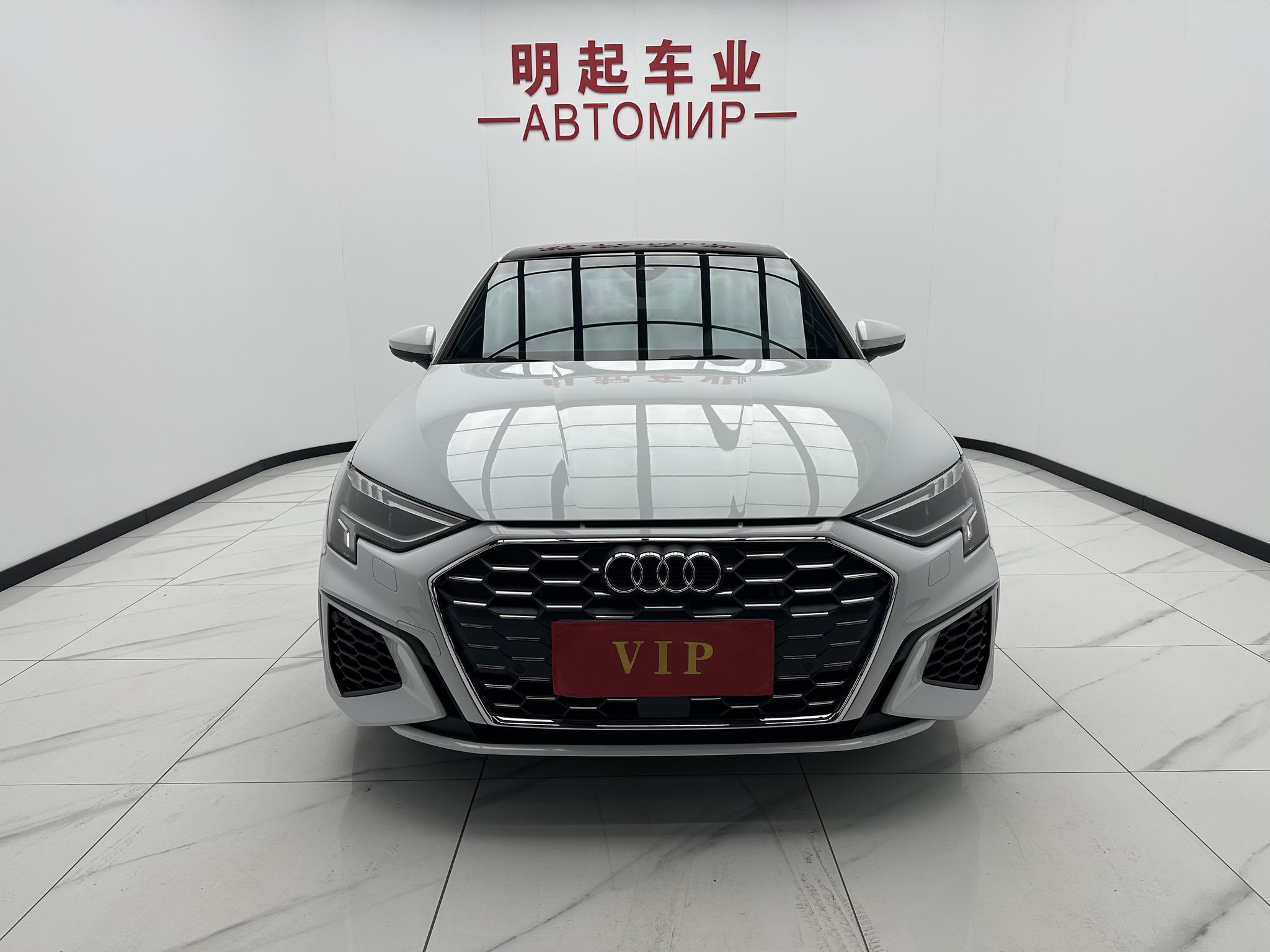 Audi A3 2022, фото 2