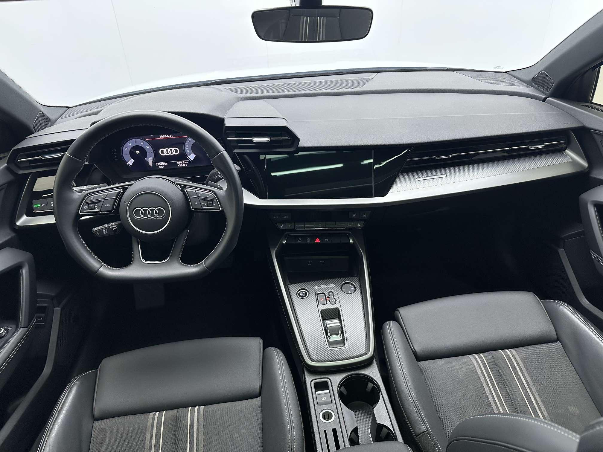 Audi A3 2022, фото 7
