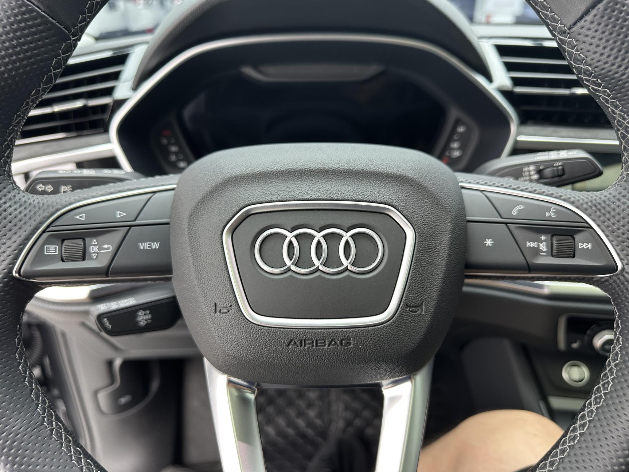 Audi Q3 Sportback 2023, фото 14