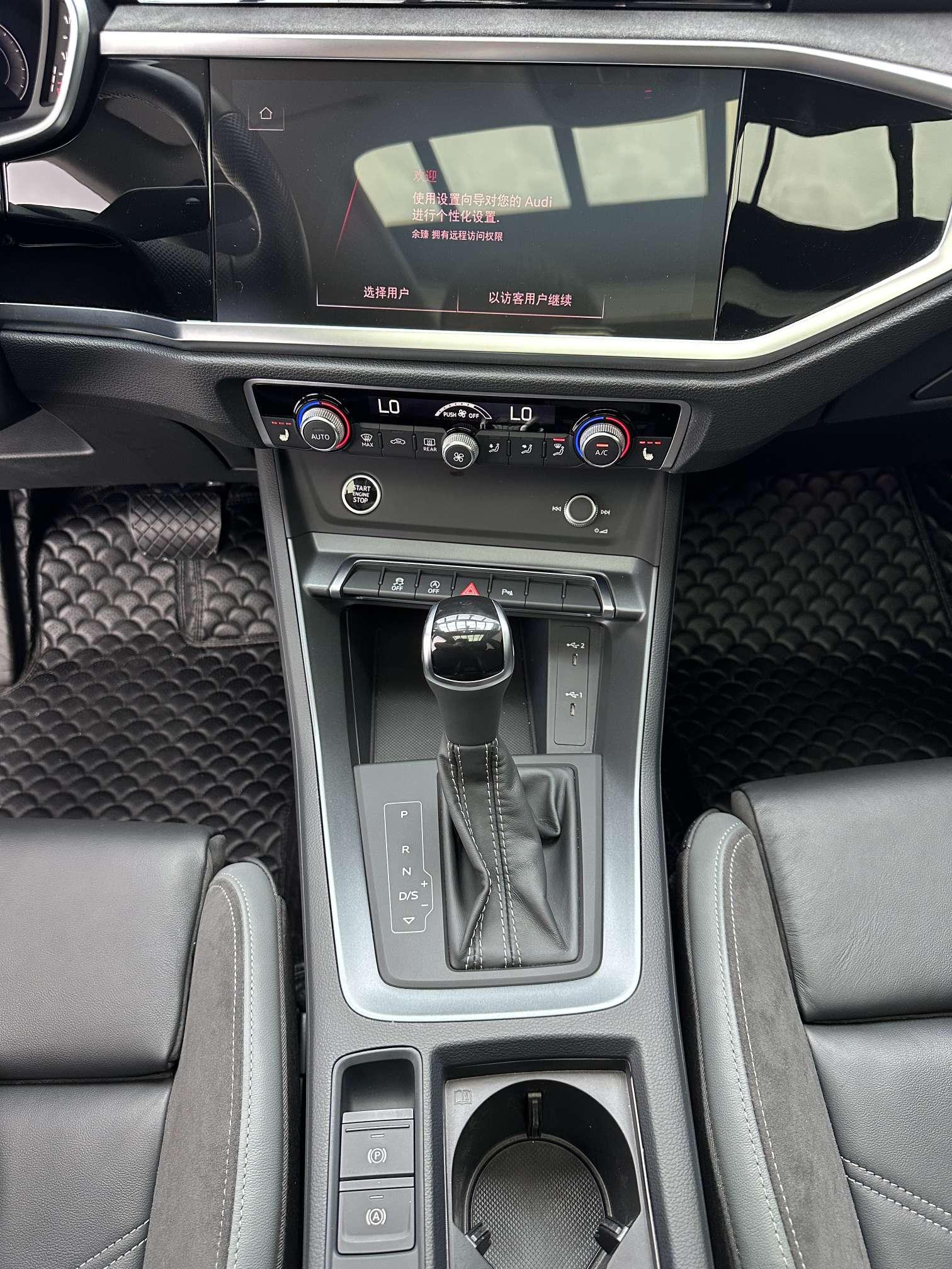 Audi Q3 Sportback 2023, фото 15