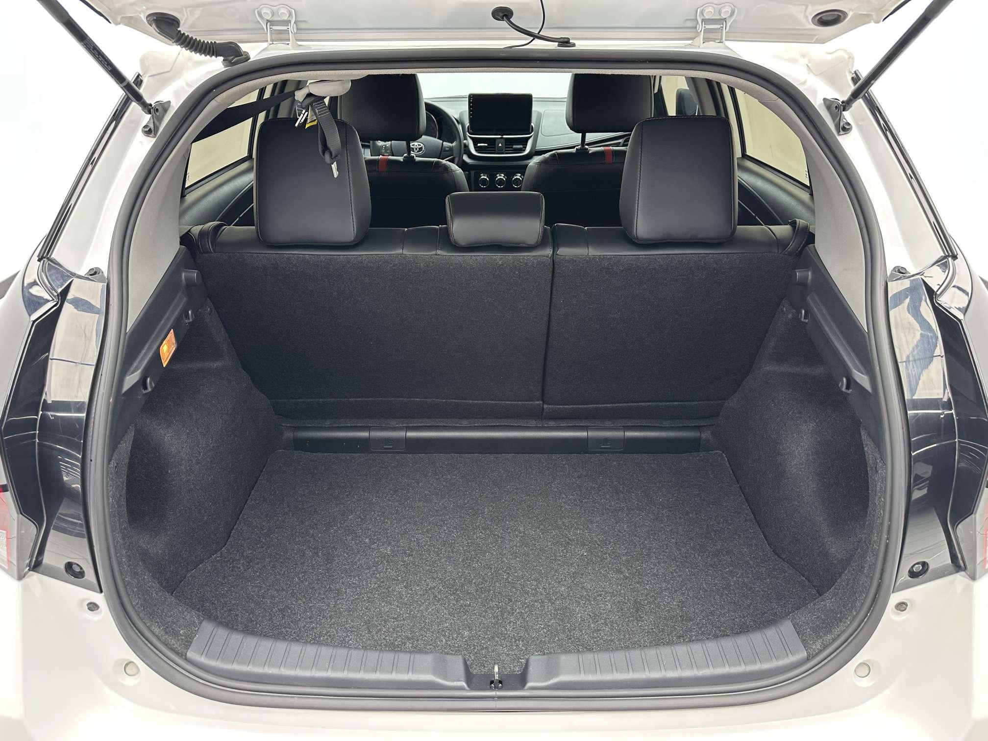 Toyota Yaris 2022, фото 17