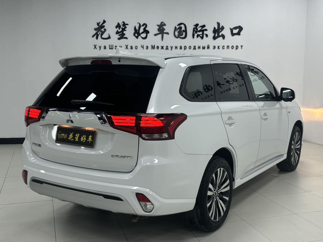 Mitsubishi Outlander 2021, фото 6