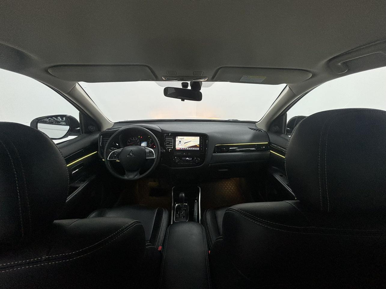 Mitsubishi Outlander 2021, фото 11