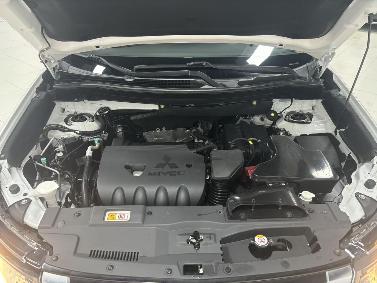 Mitsubishi Outlander 2021, фото 12