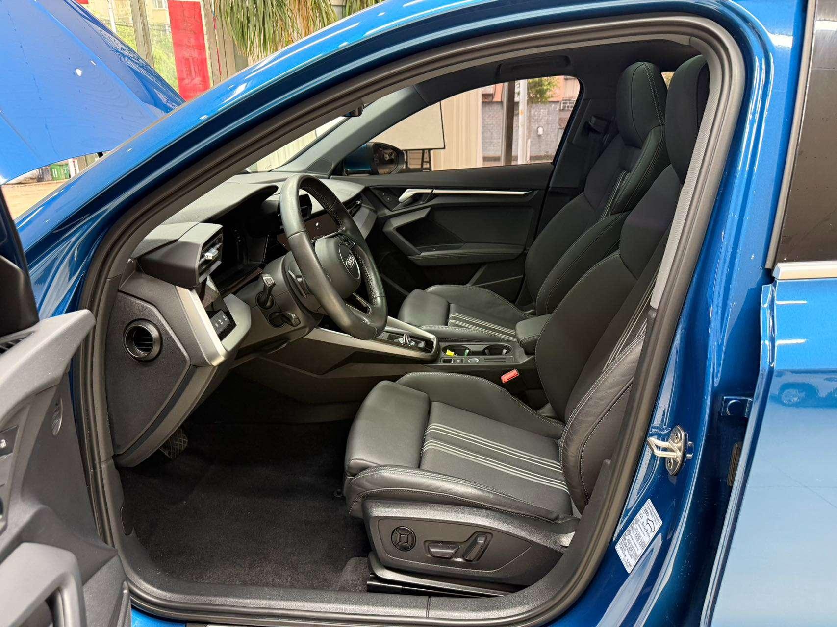 Audi A3 2022, фото 16