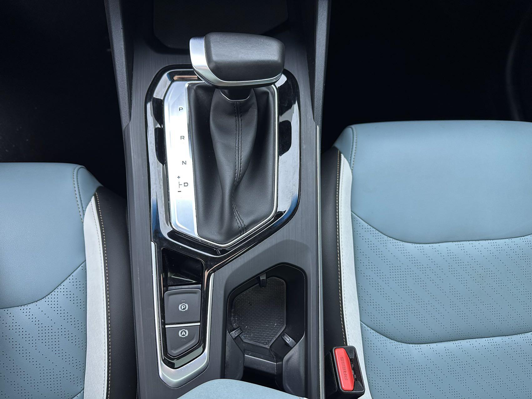 Geely Emgrand S 2022, фото 15
