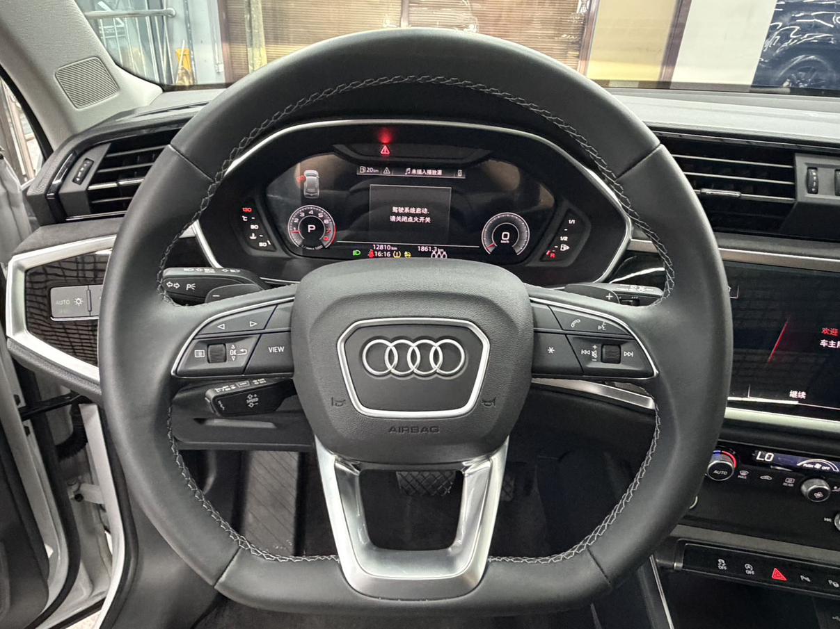 Audi Q3 2023, фото 14