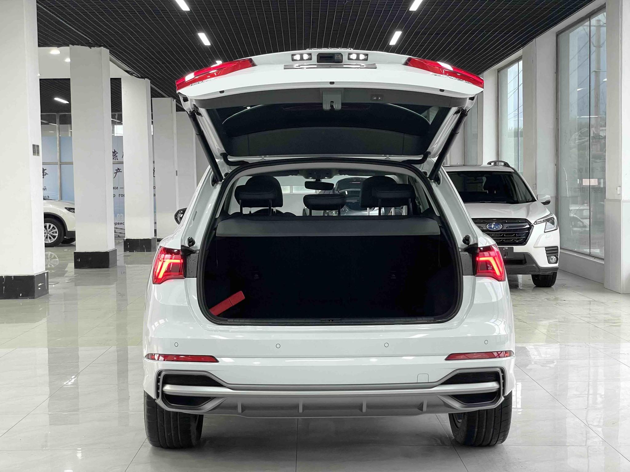 Audi Q3 2022, фото 16