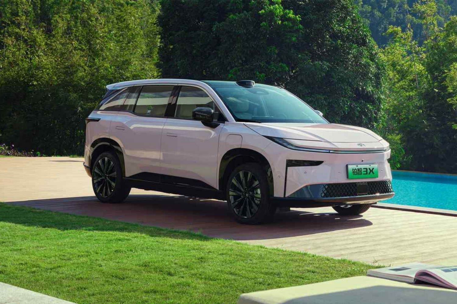 Motor составил список иномарок до 3 млн рублей с льготным утильсбором