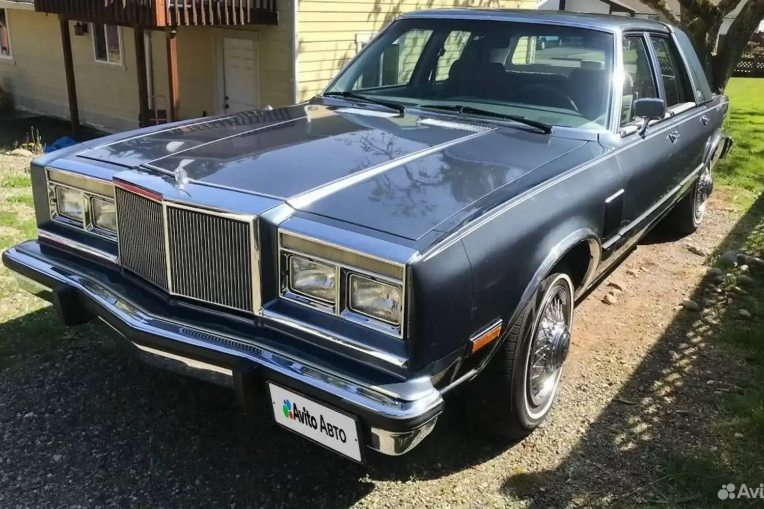 В Свердловской области продается Chrysler Fifth Avenue 1984 года за 700 тыс. рублей